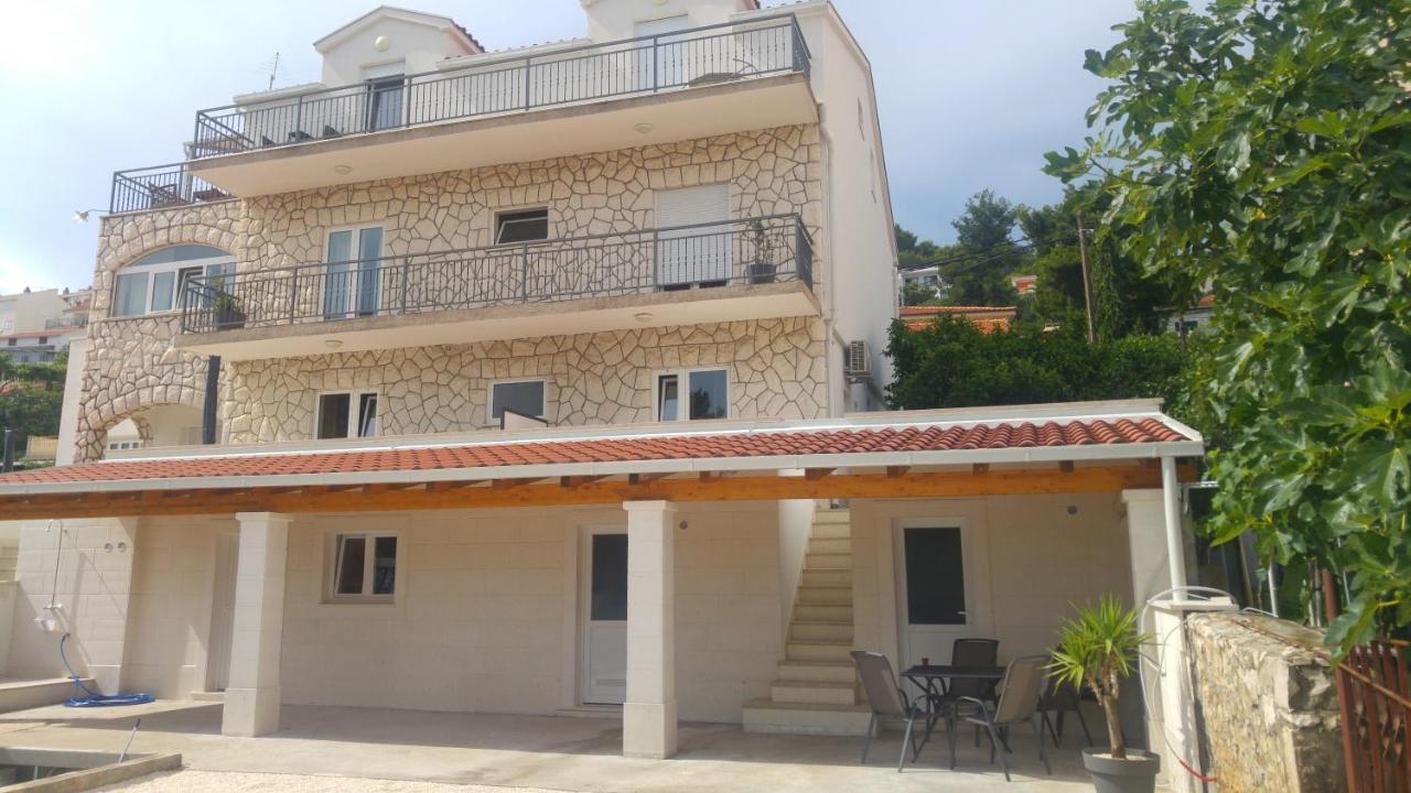 Apartments Penic โตรกีร์ ภายนอก รูปภาพ
